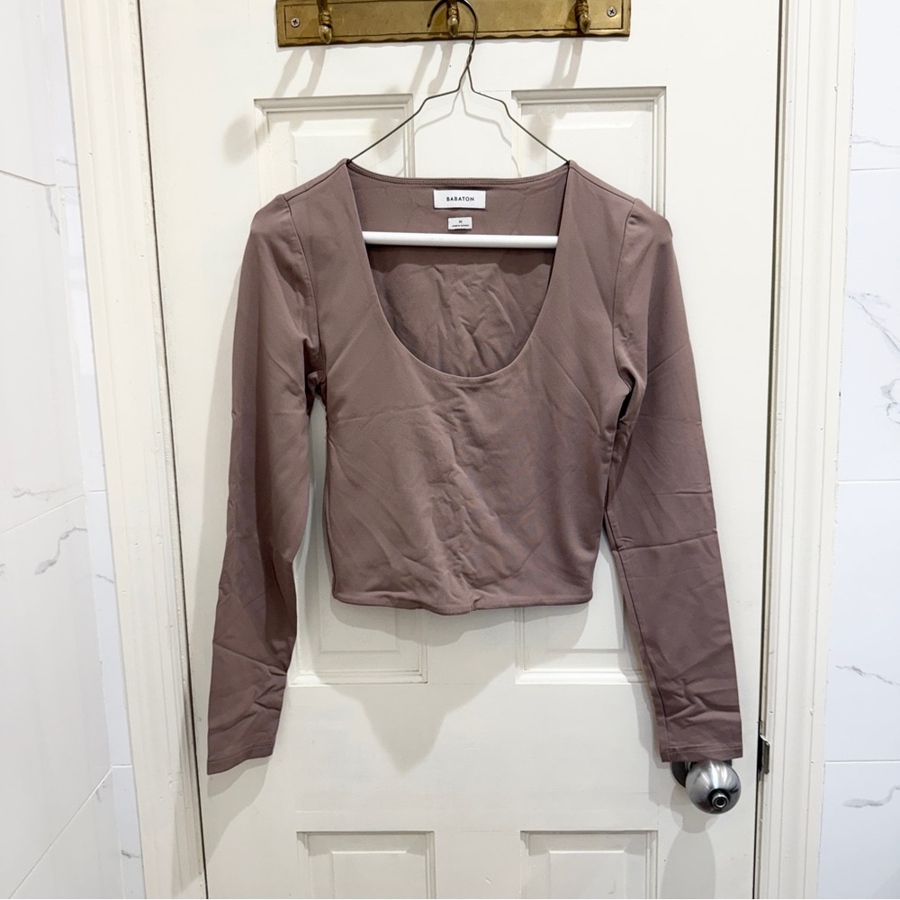Aritizia babaton contour scoopneck longsleeve